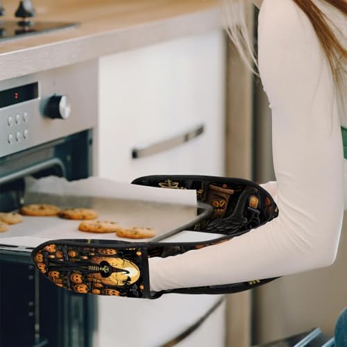 Halloween Trick or Treat Heat-Resistant Oven Mitts