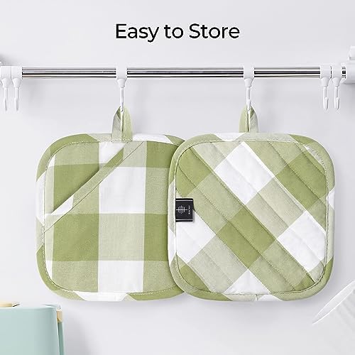 BontHee Heat-Resistant Potholders 2PK Green Plaid Design Kitchen Essential
