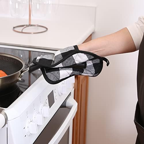 Joyhalo 4-Piece Christmas Pot Holders Set Heat-Resistant Kitchen Pots and Pans
