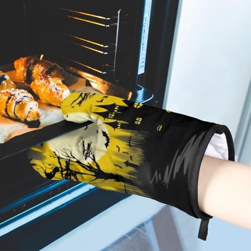 Halloween Frosty Castle Oven Mitts Pot Holders Set