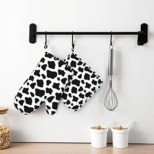 Oven Mitts and Potholders Cow Prints
