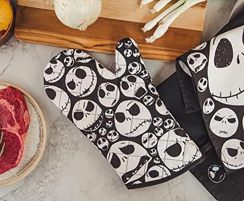 Spooky Halloween Poh G mortality black and white pot holder