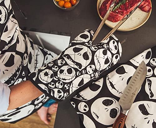Spooky Halloween Poh G mortality black and white pot holder