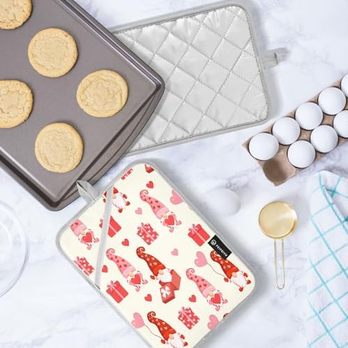 Cute Heat-Resistant Potholders 2-Pack