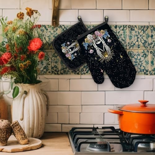 mouthwatering bone-structured black gothic oven mitts and pot holders sets