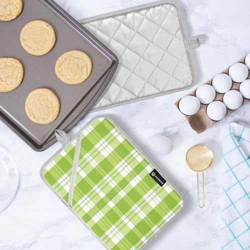 Kcldeci Checkered Geometric Green 2-Pack POTHolders