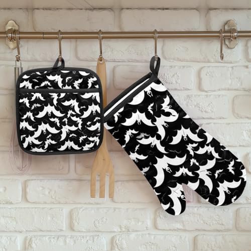Halloween Spooky Scary Bats Oven Mitts and Pot Holders Set of 2