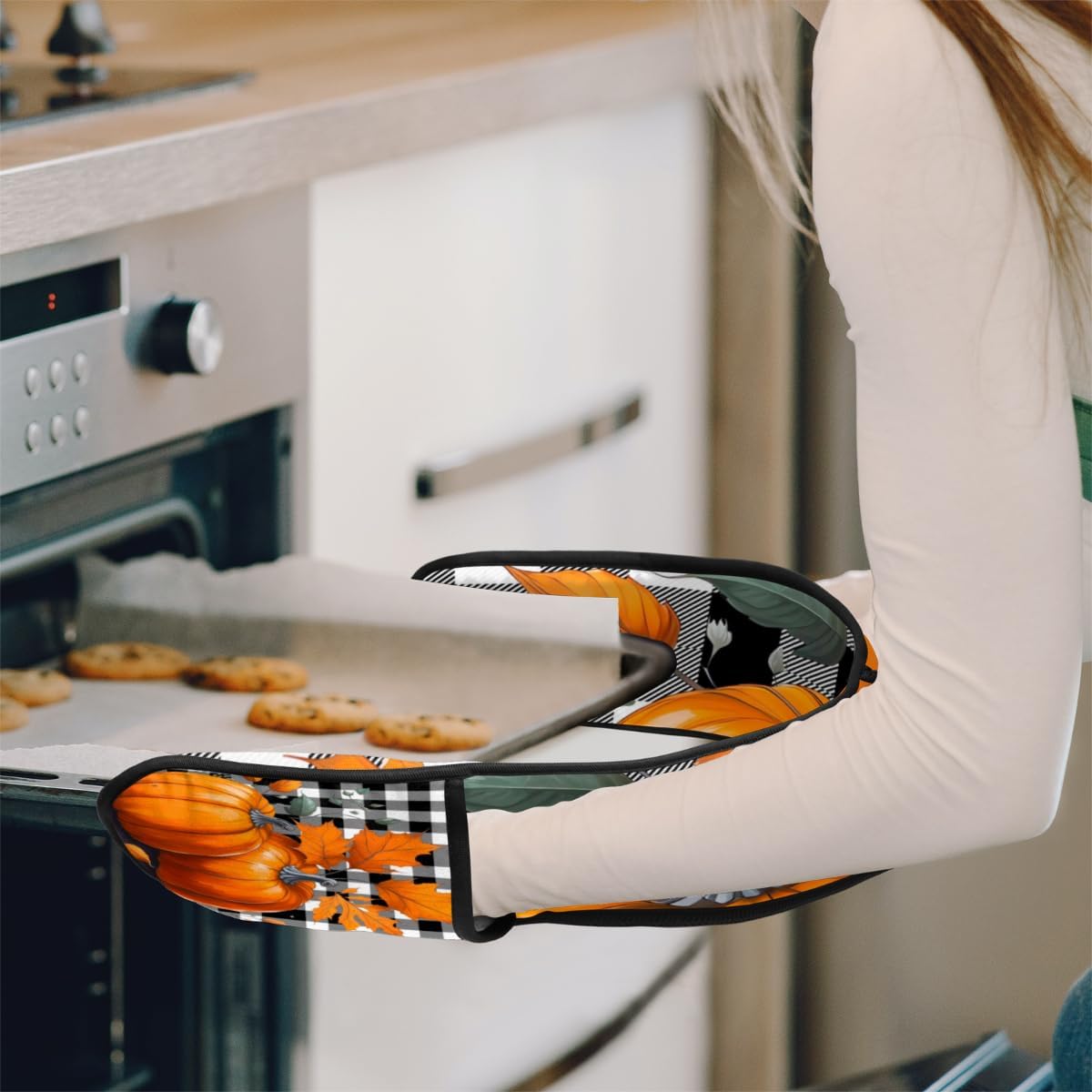 Halloween Pumpkin Plaid Oven Mitts Heat Resistant Gloves for Cooking Grilling Homeuse