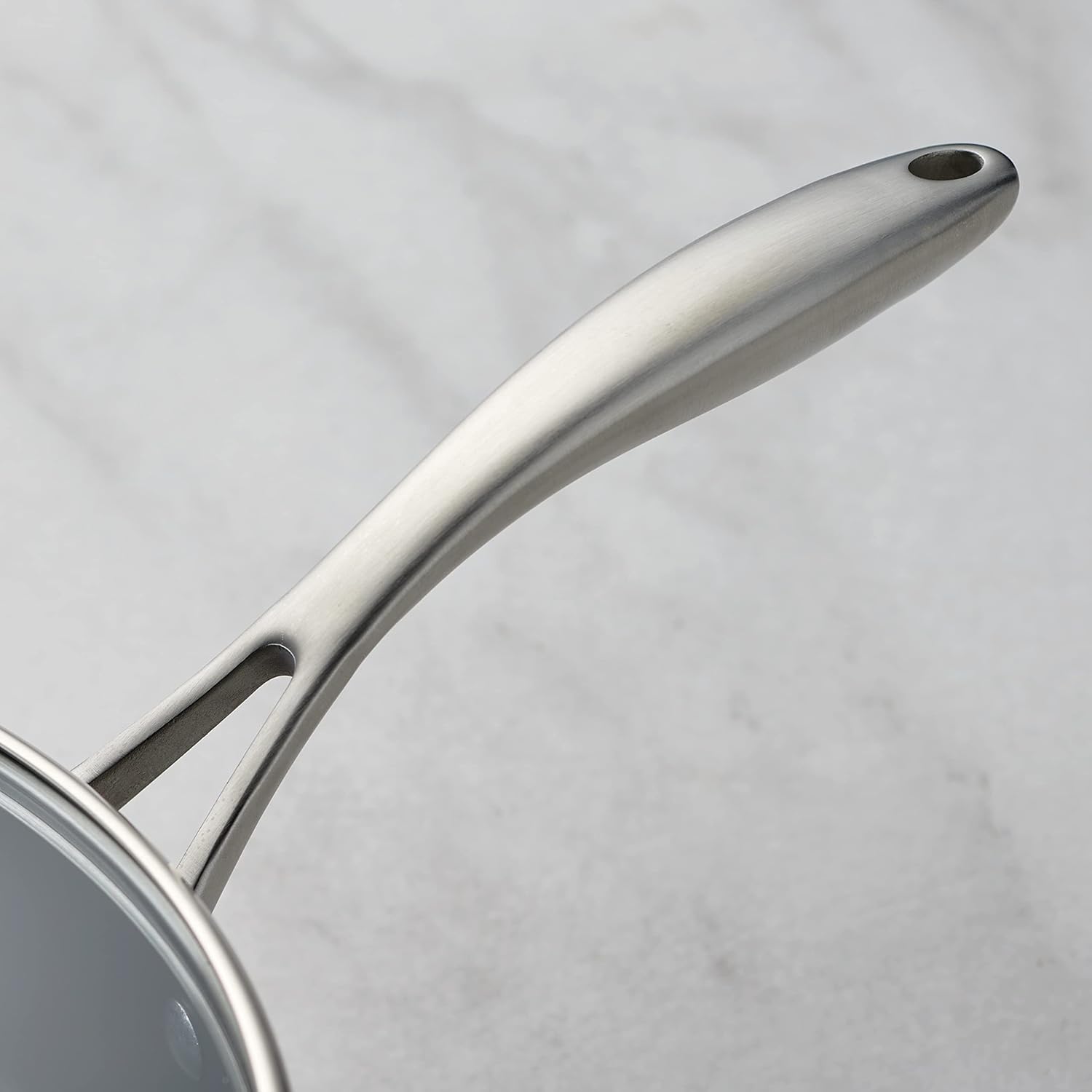 Tramontina Covered Deep Saut Pan 55 Qt Perfect for Sauting Braising