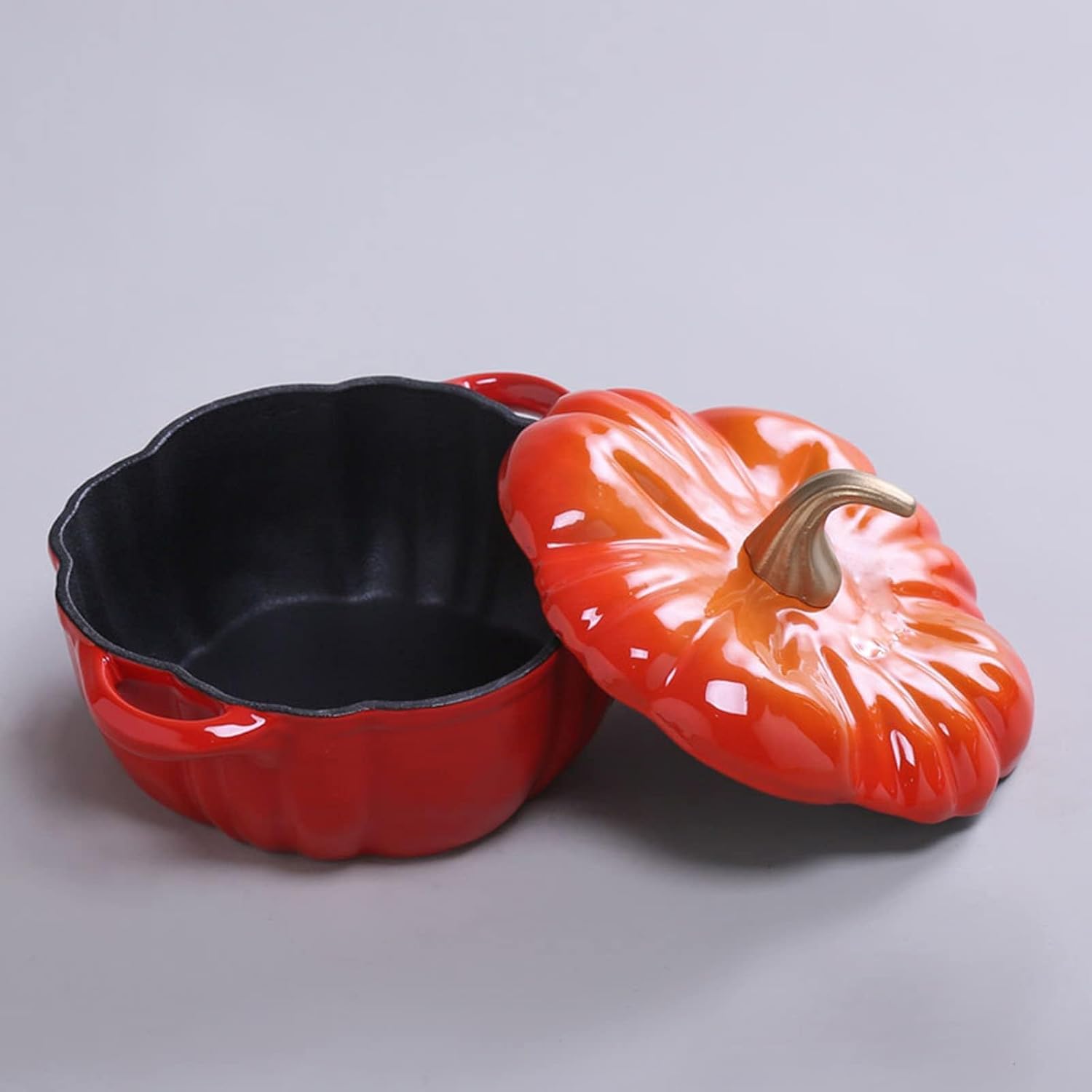 Enameled Cast Iron Dutch Oven with Pumpkin Shape and Lid