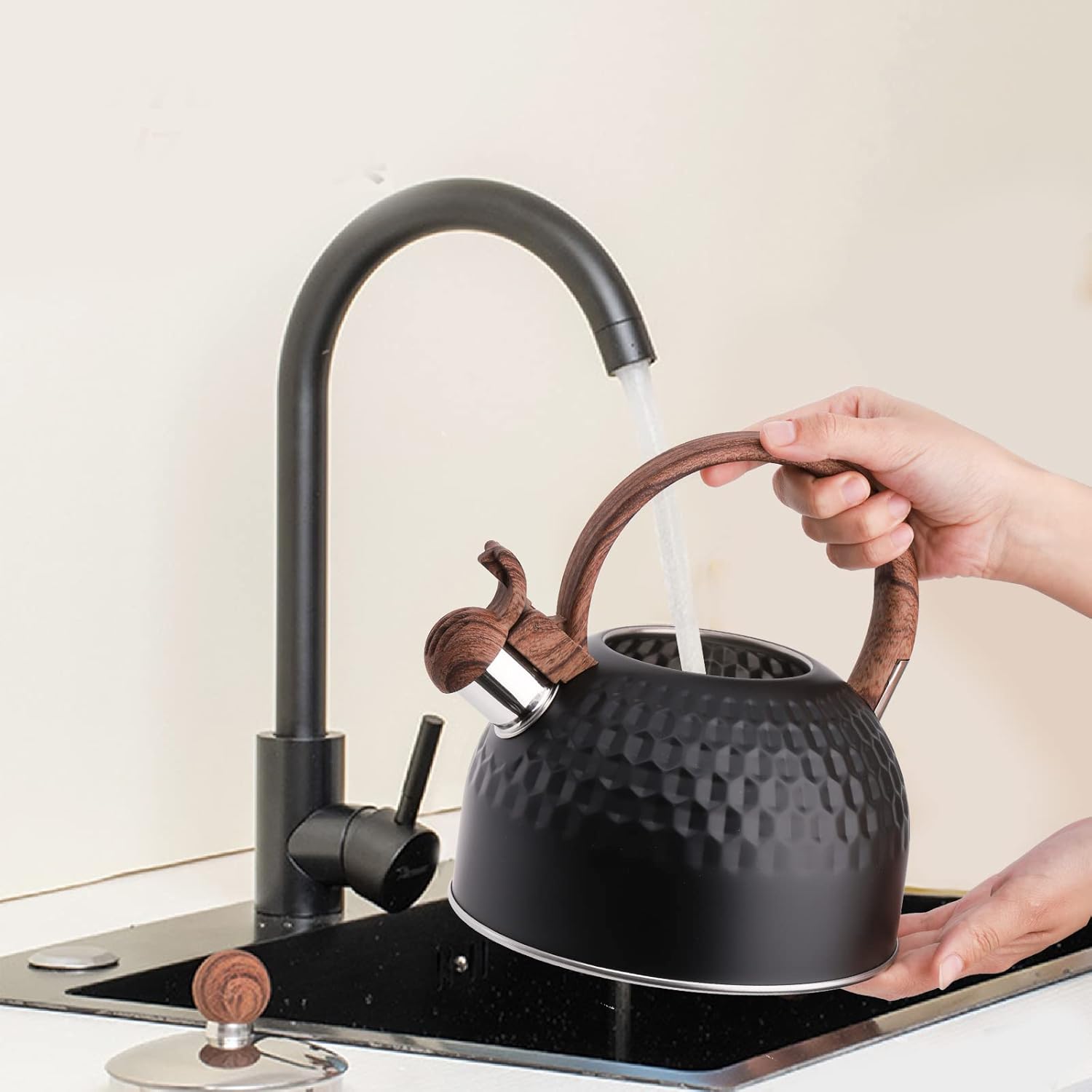 Lawei Black Tea Kettle