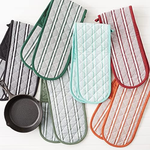 Perfect double oven mitt for oven kitchen use