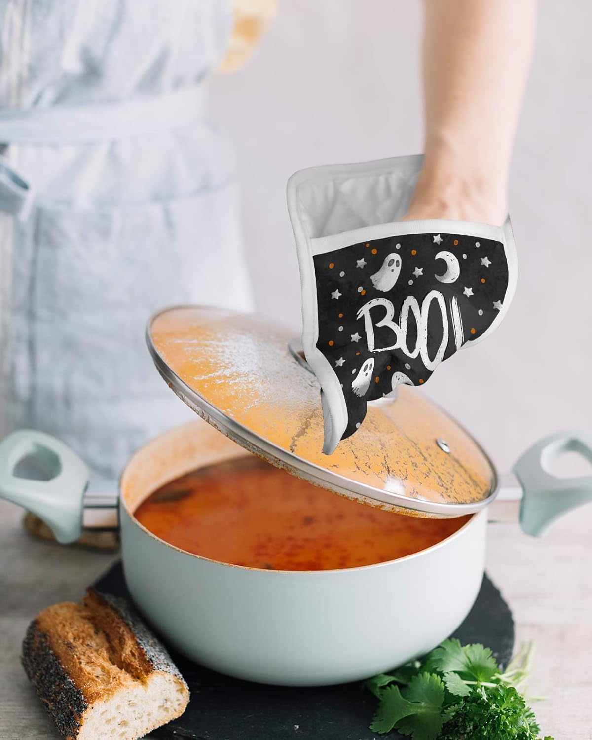 5 Spooky Halloween Pot Holders