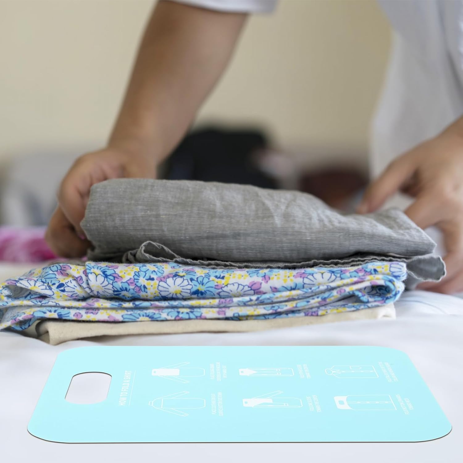 Quick-Fold Fashion Organizer