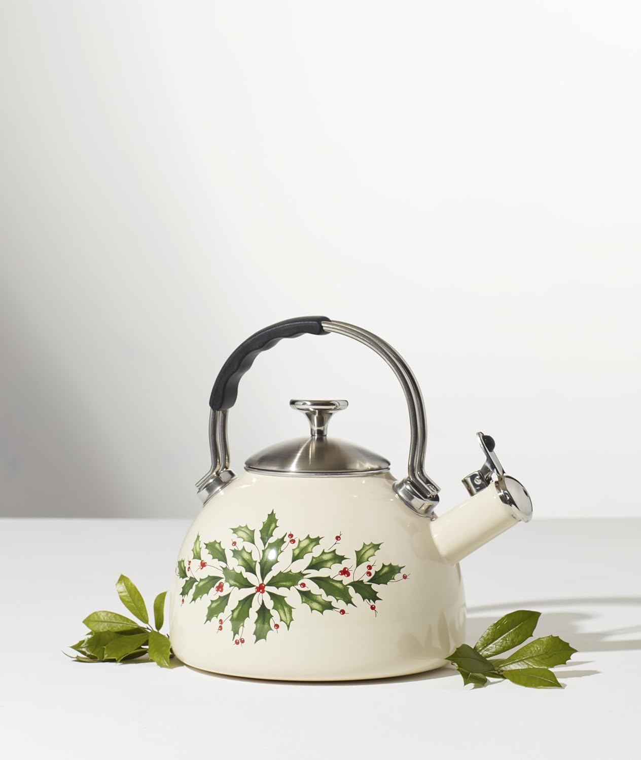 Cheery Holiday Tea Kettle Christmas Design