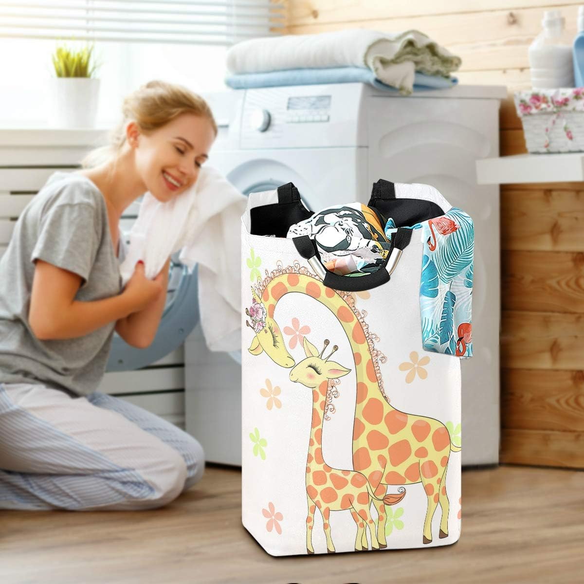 MOYYO Cute Giraffe Personlaity Foldable Laundry Basket for Home Kitchen