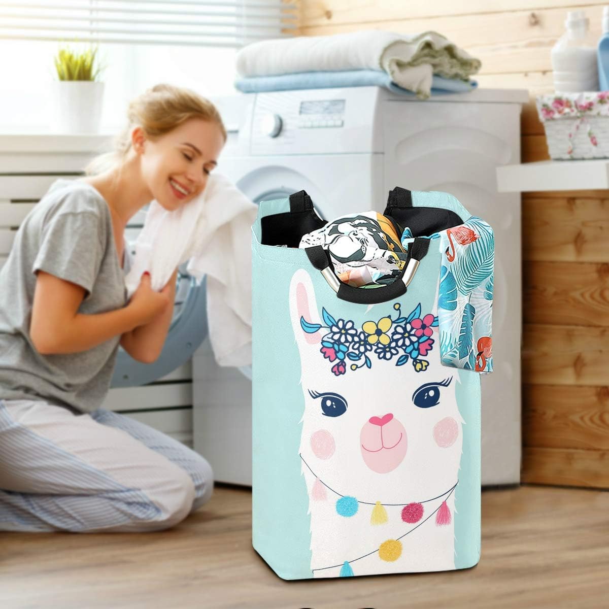 Perfect Llama-Alpaca Design Organizes Your Dirty Clothes