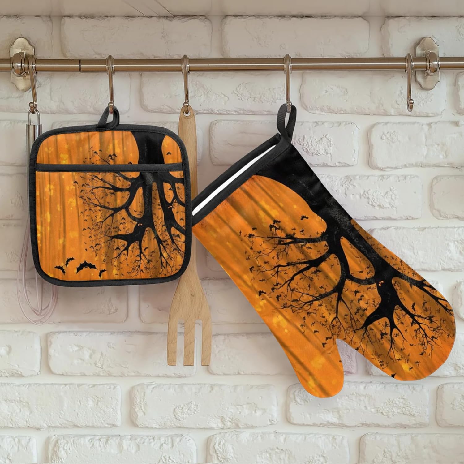 Halloween Tree Bat Oven Mitts Set of 2 Heat-Resistant Protection