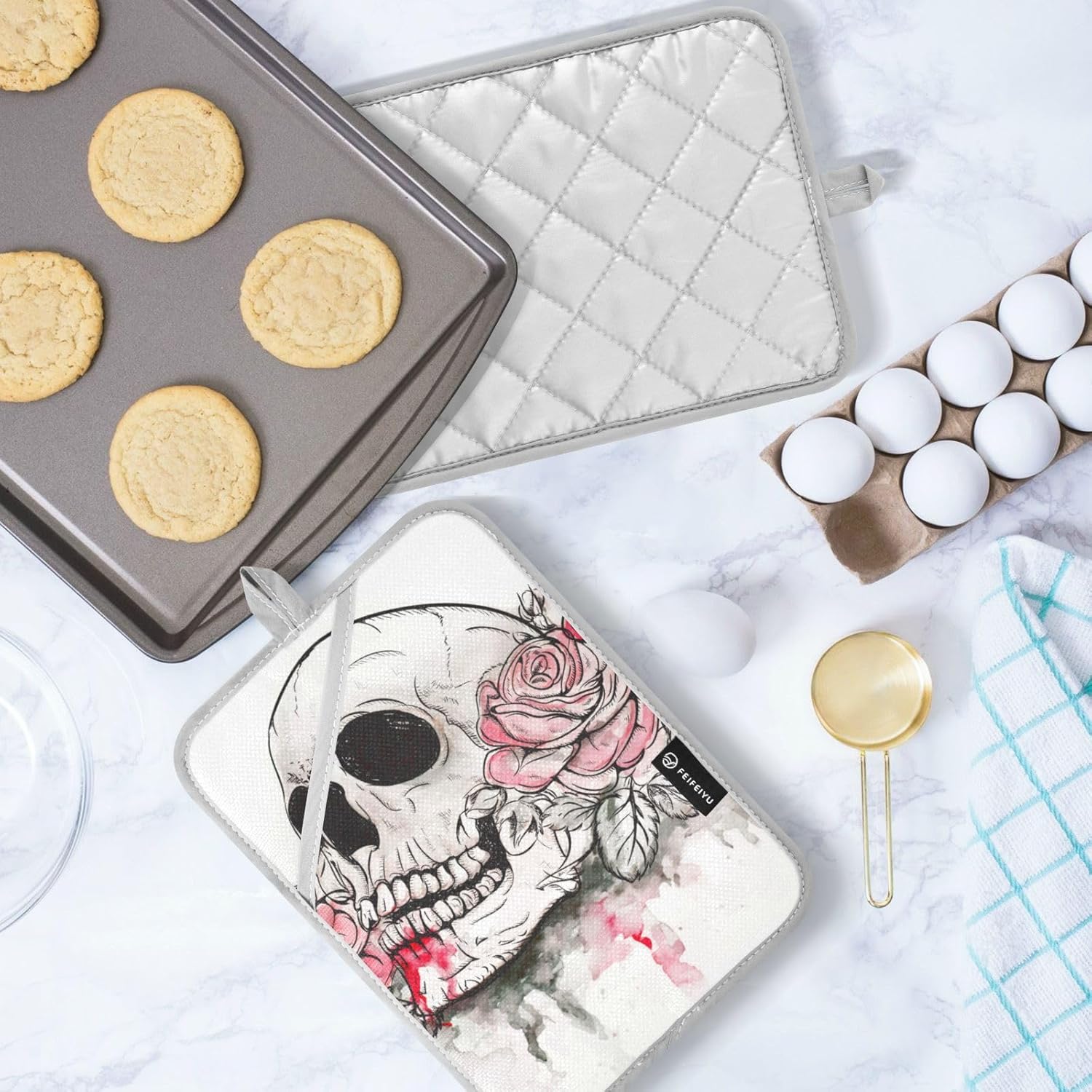 Two-Piece Halloween Pink Rose Skull Pot Holder Set
