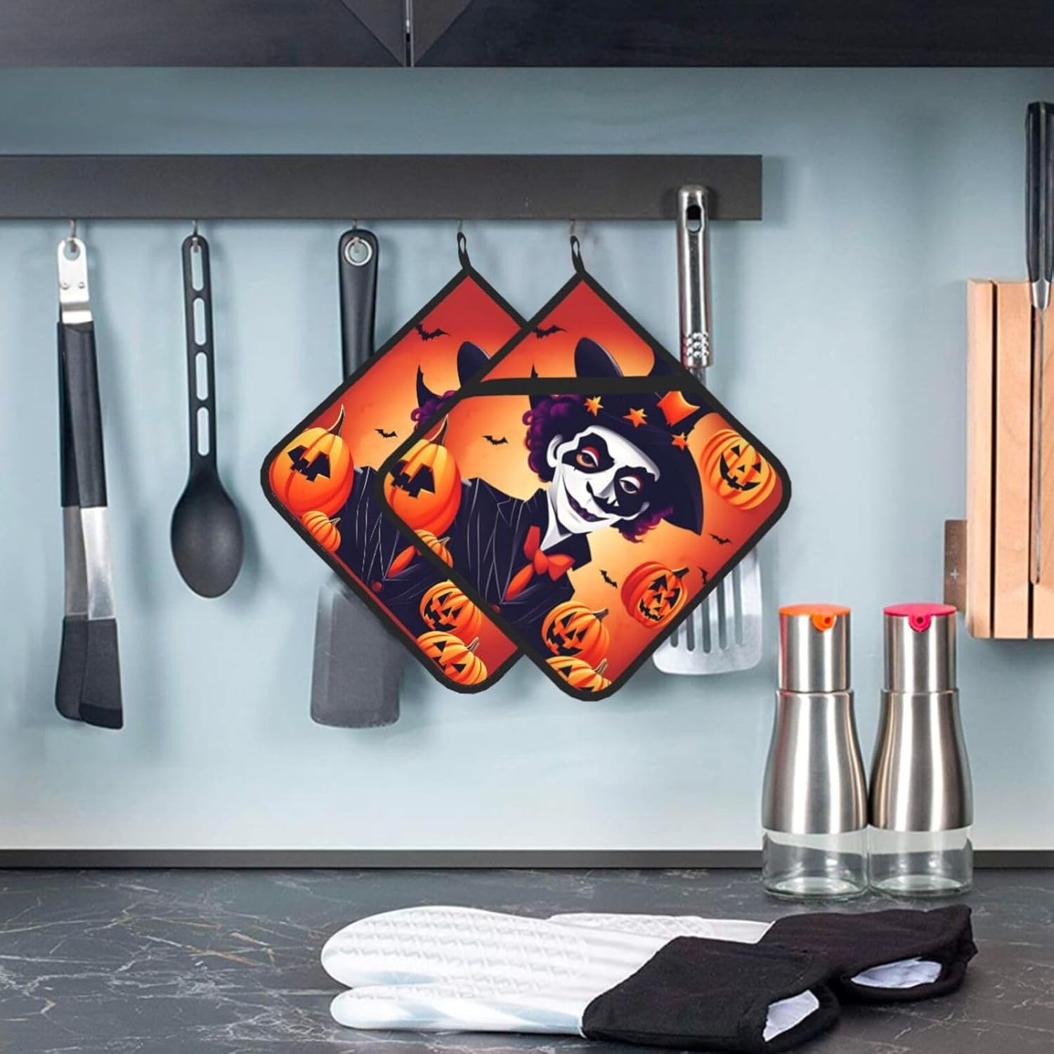 Happy Halloween 2-Piece Heat-Resistant Pot Holder Set Non-Slip Kitchen Pric
