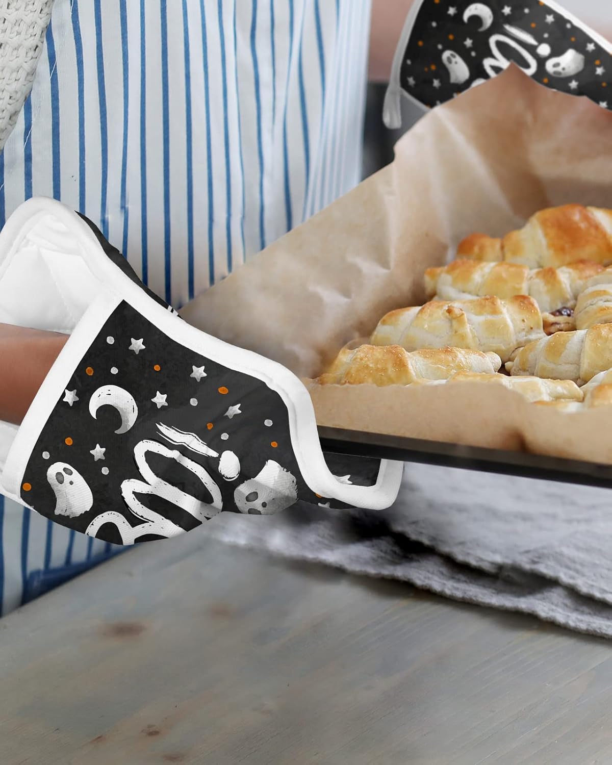 5 Spooky Halloween Pot Holders