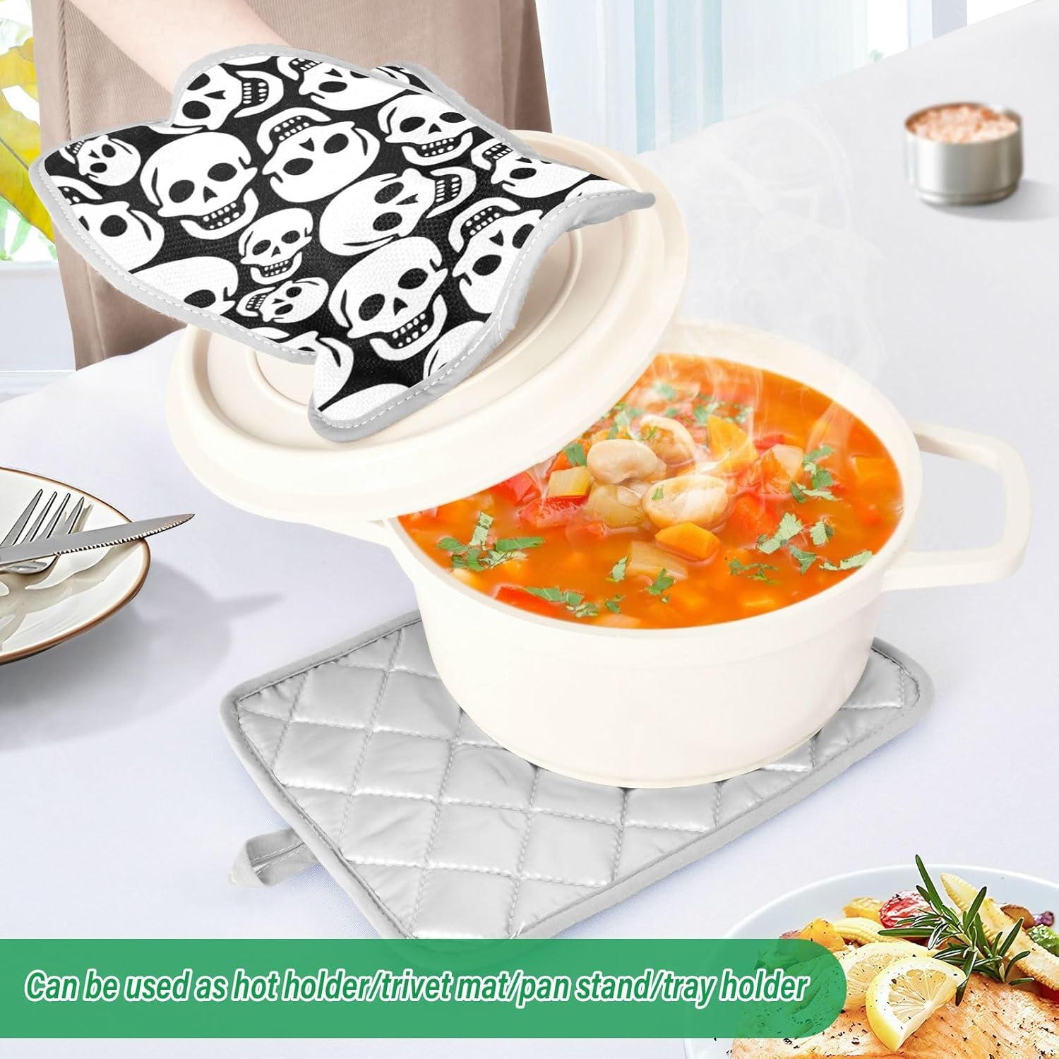 2PK Halloween White Skull Pot Holder Set