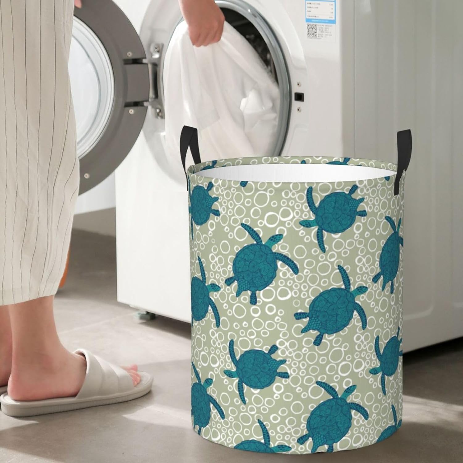 Collapsible Laundry Hamper