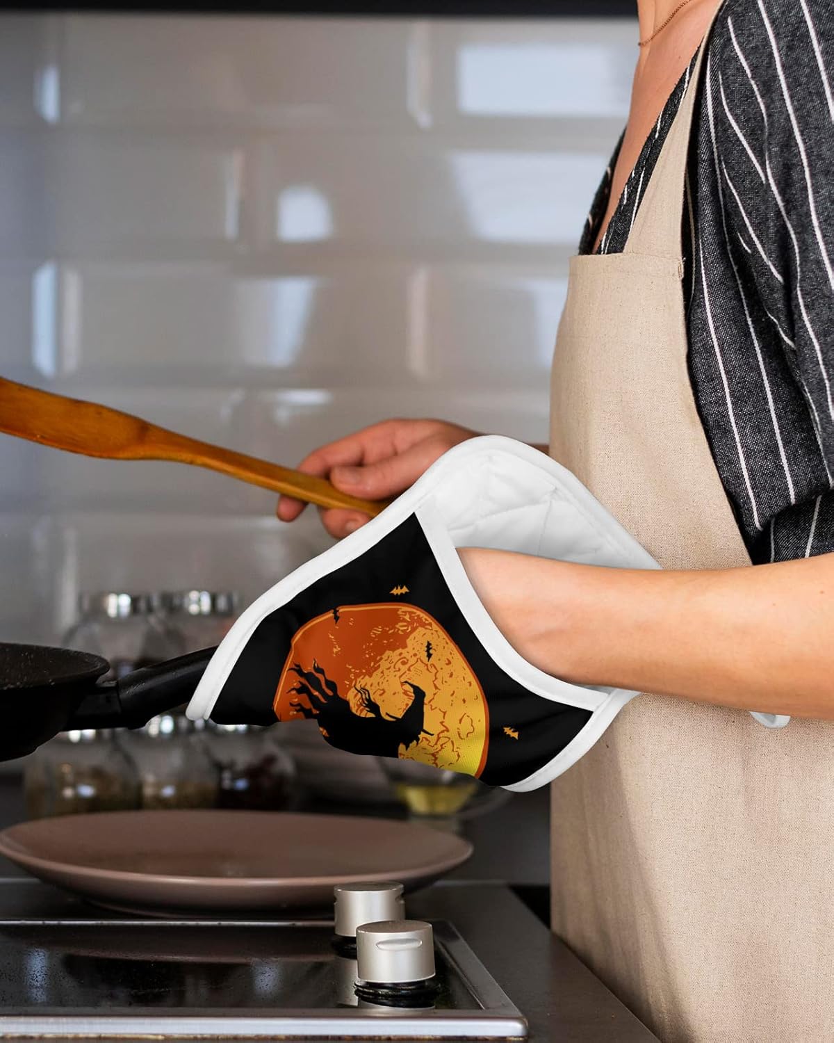 Halloween Trick or Treat Pot Holder Set - Witchy Heat-Resistant Kitchen Pots