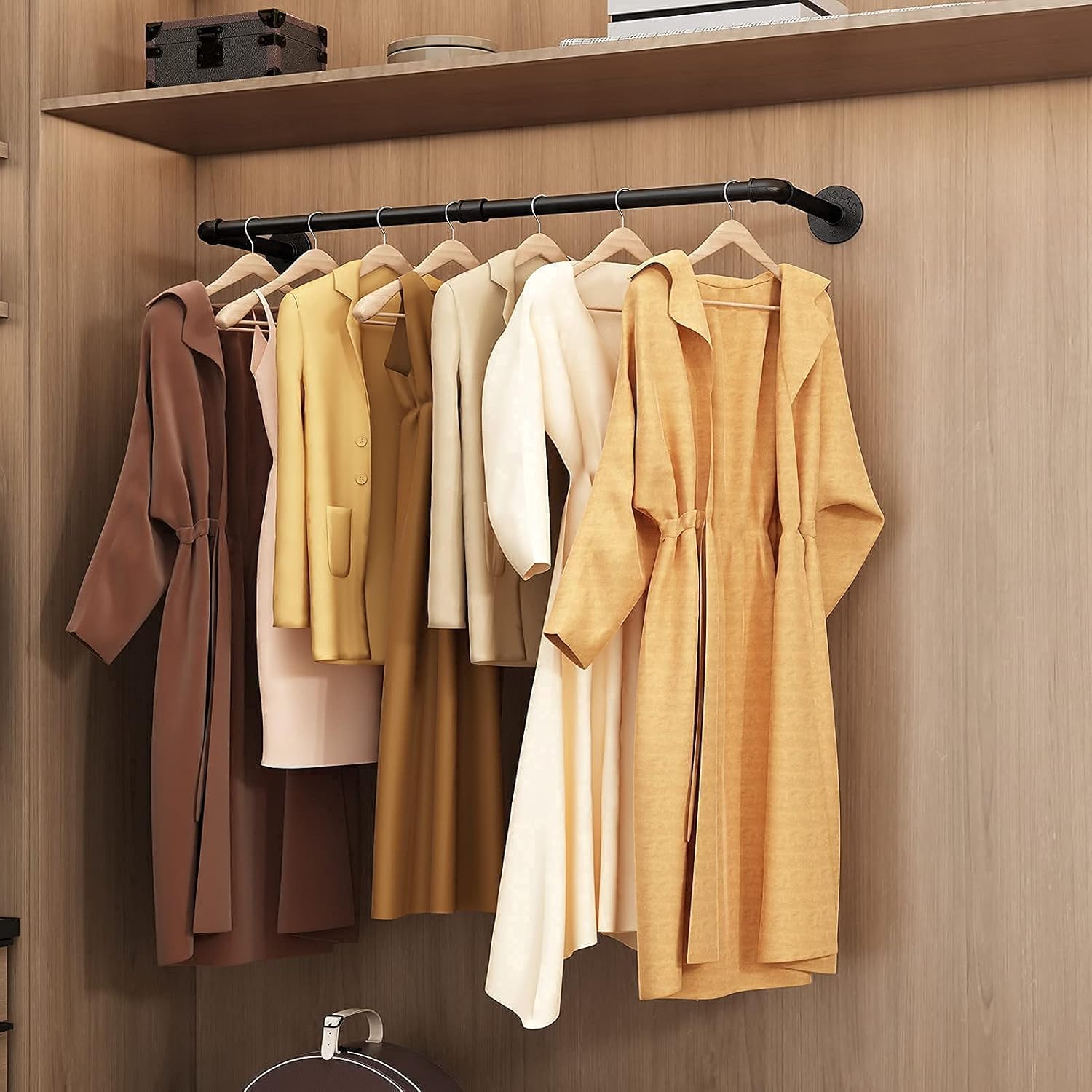 Industrial Pipe Wall-Mounted Clothes Rack - Durable Rust-Resistant