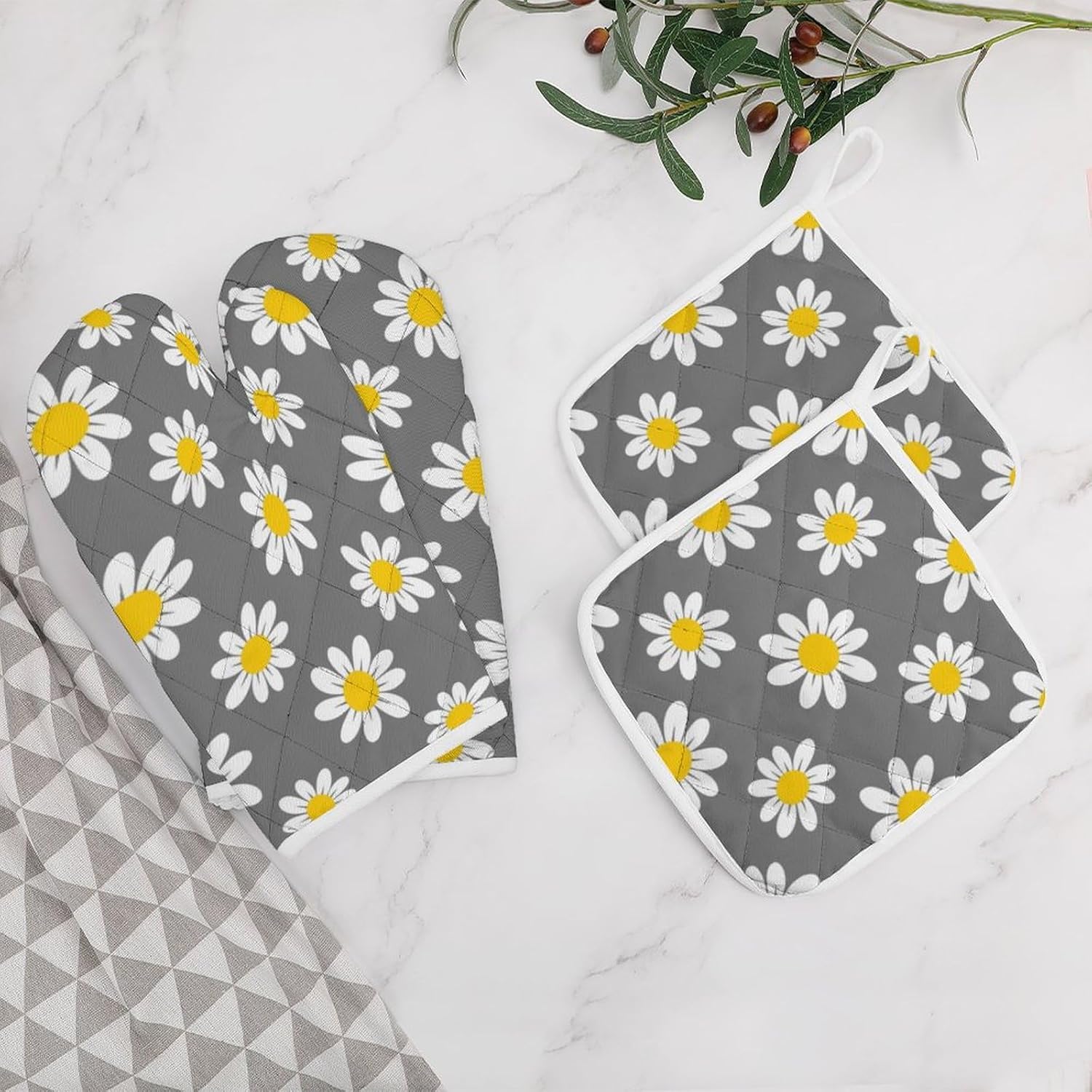 Curdesi 4PC Oven Mitts Pot Holder Set