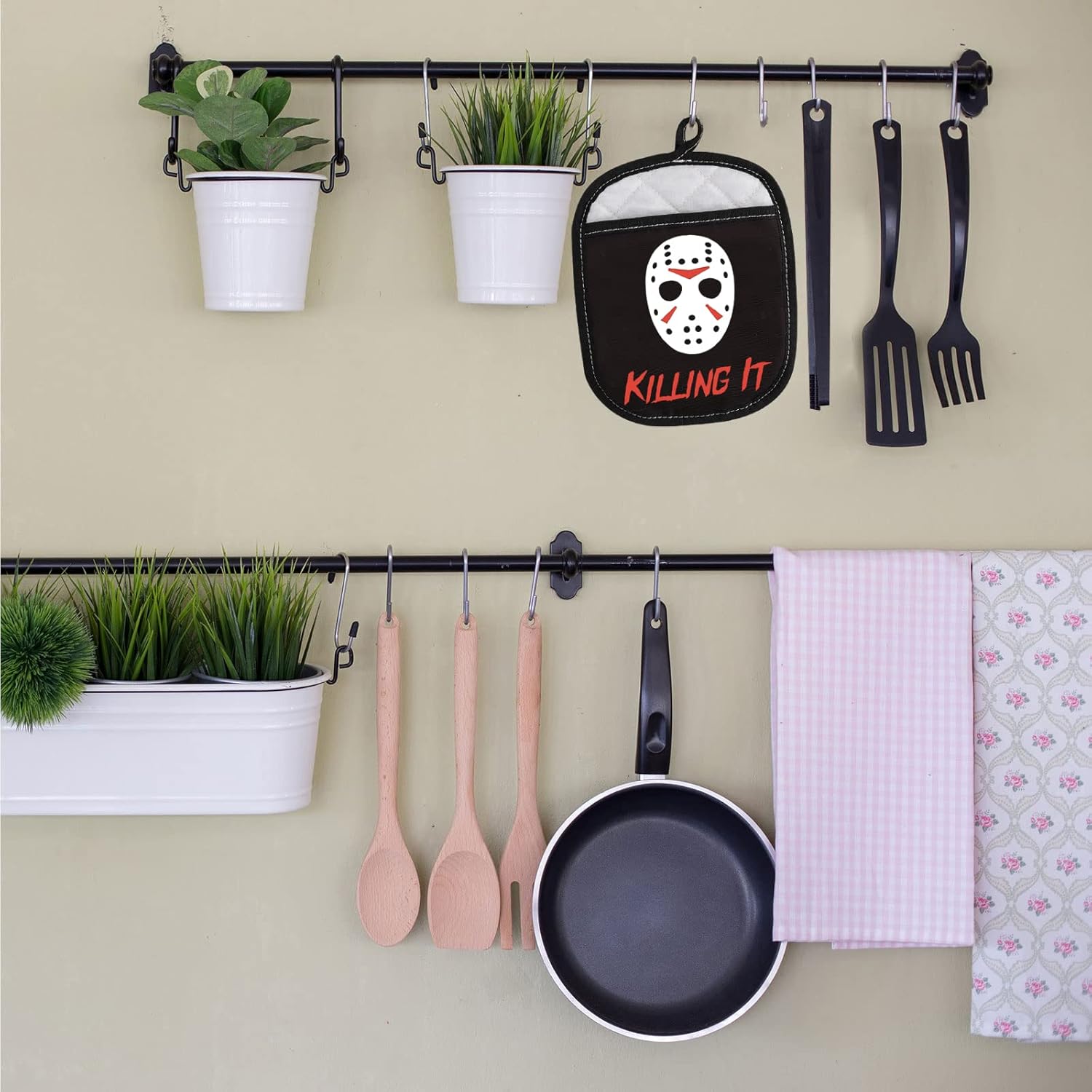 ZXJHPO Kills It Pot Holder