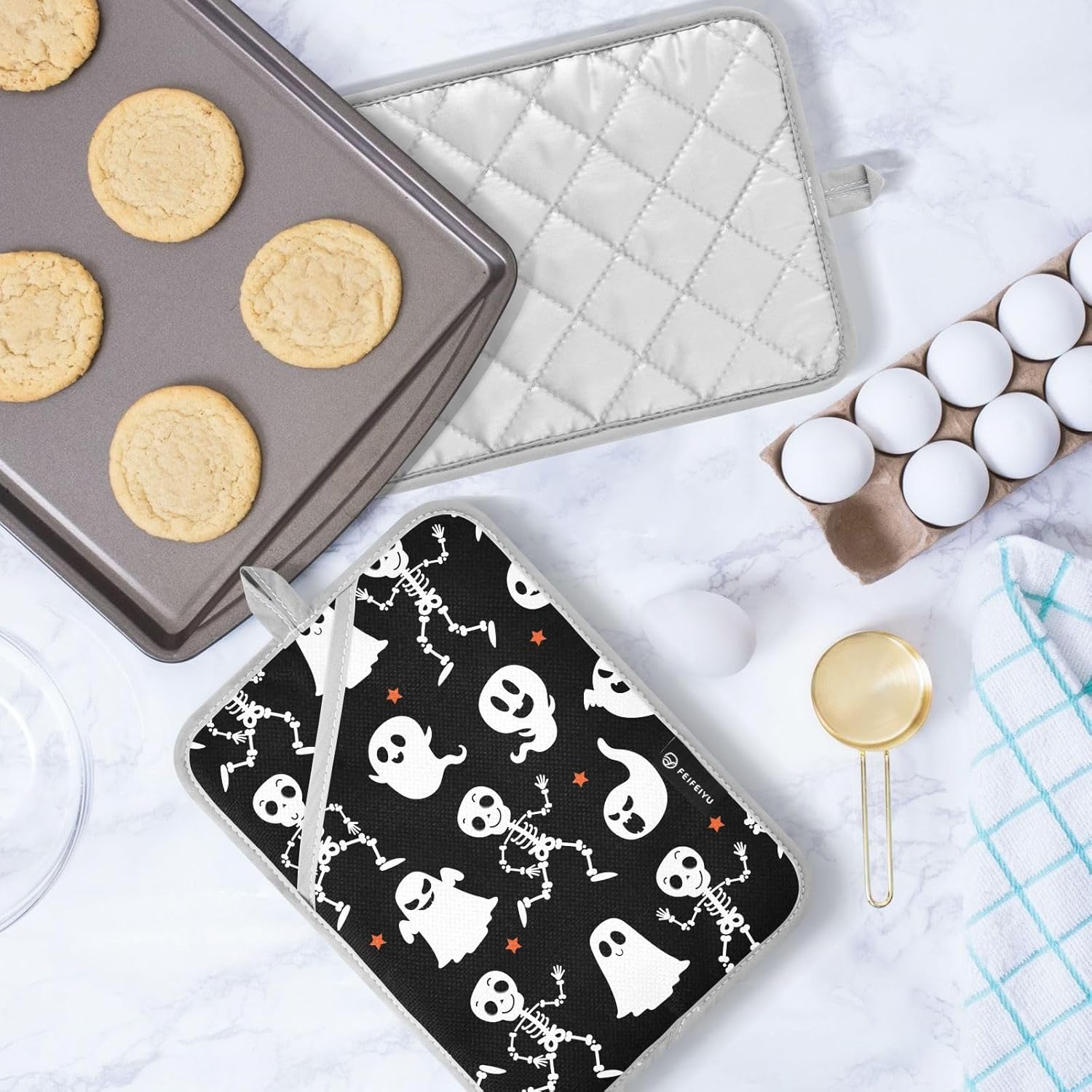 2-Piece Halloween Skeleton Pot Holder Set