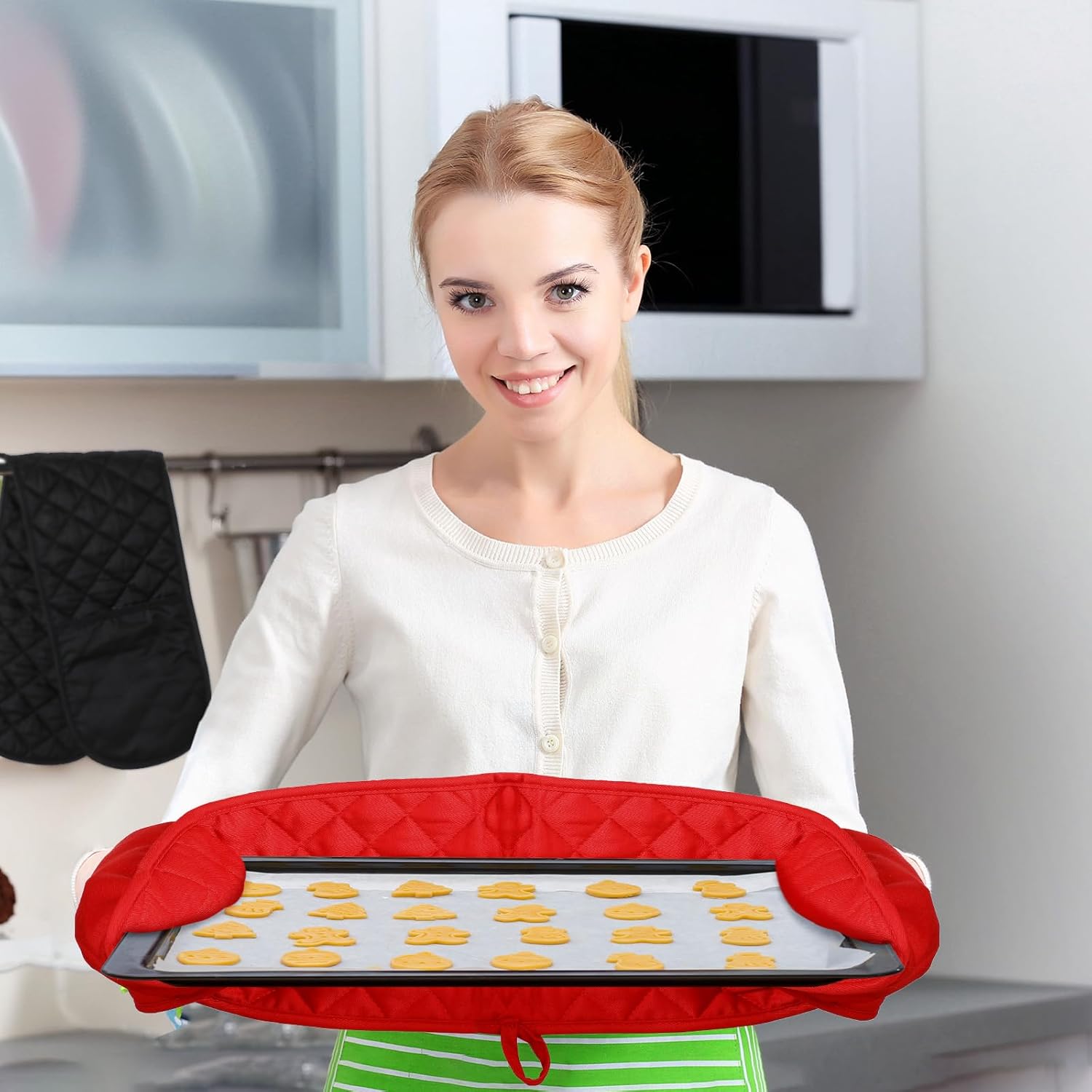TecUnite 4-Piece Set of Heat-Resistant Oven Mitts