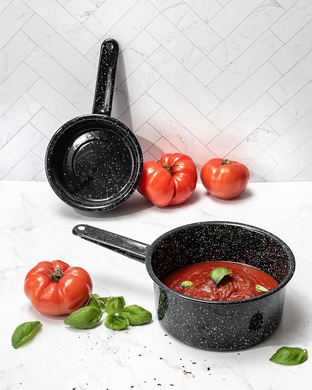 1-quart Granite Ware Saucepan Speckled Black