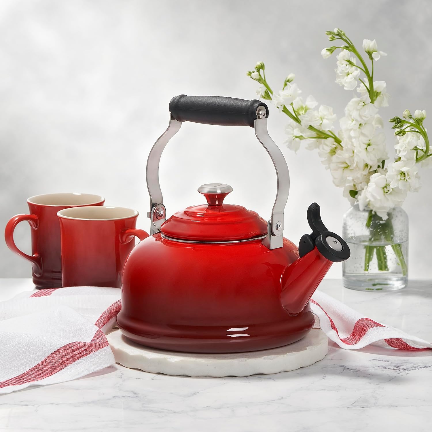 Delightful Quencher Le Creusage Enamel On Steel Whistling Tea Kettle 17 qt Cerise