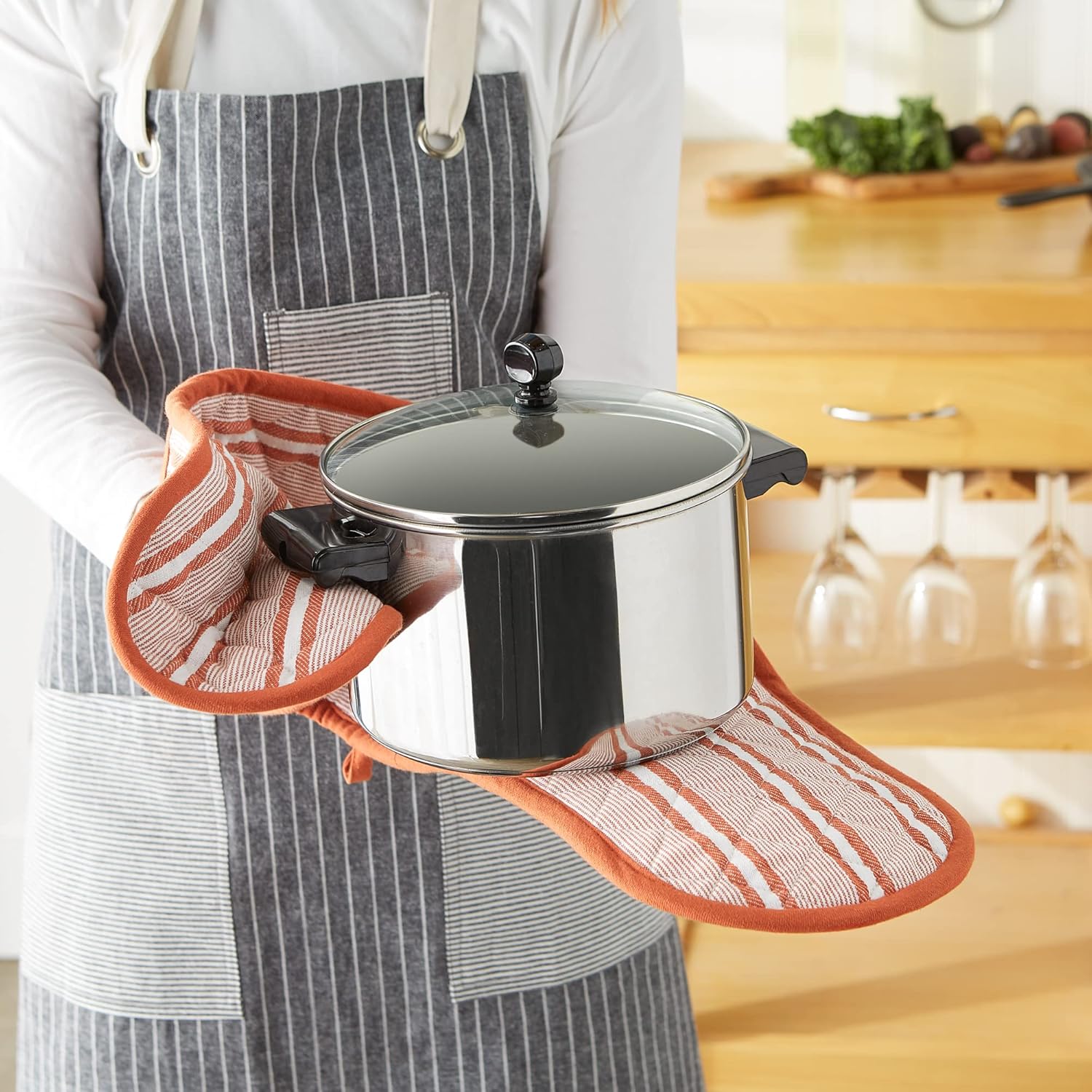 Perfect double oven mitt for oven kitchen use
