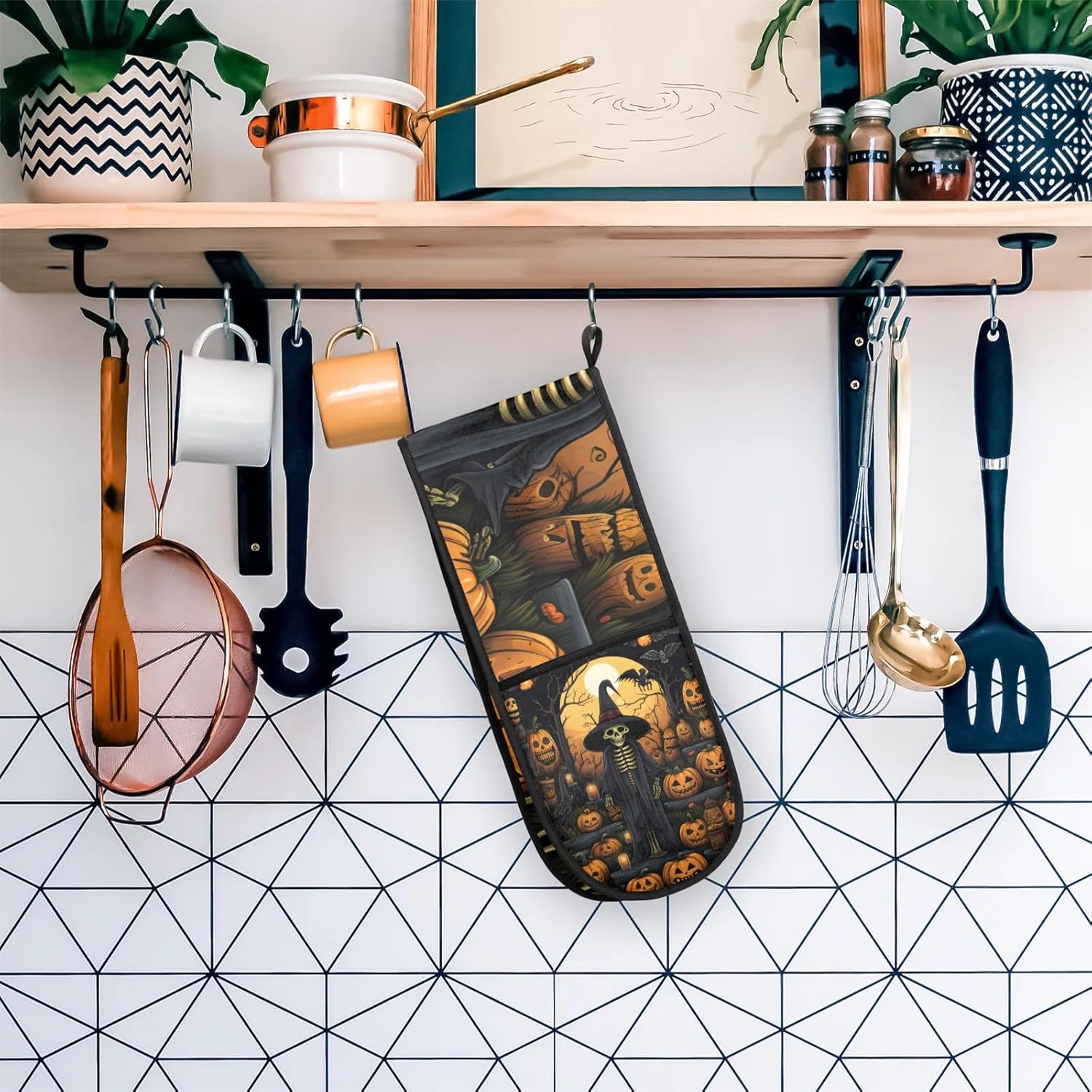 Halloween Trick or Treat Heat-Resistant Oven Mitts