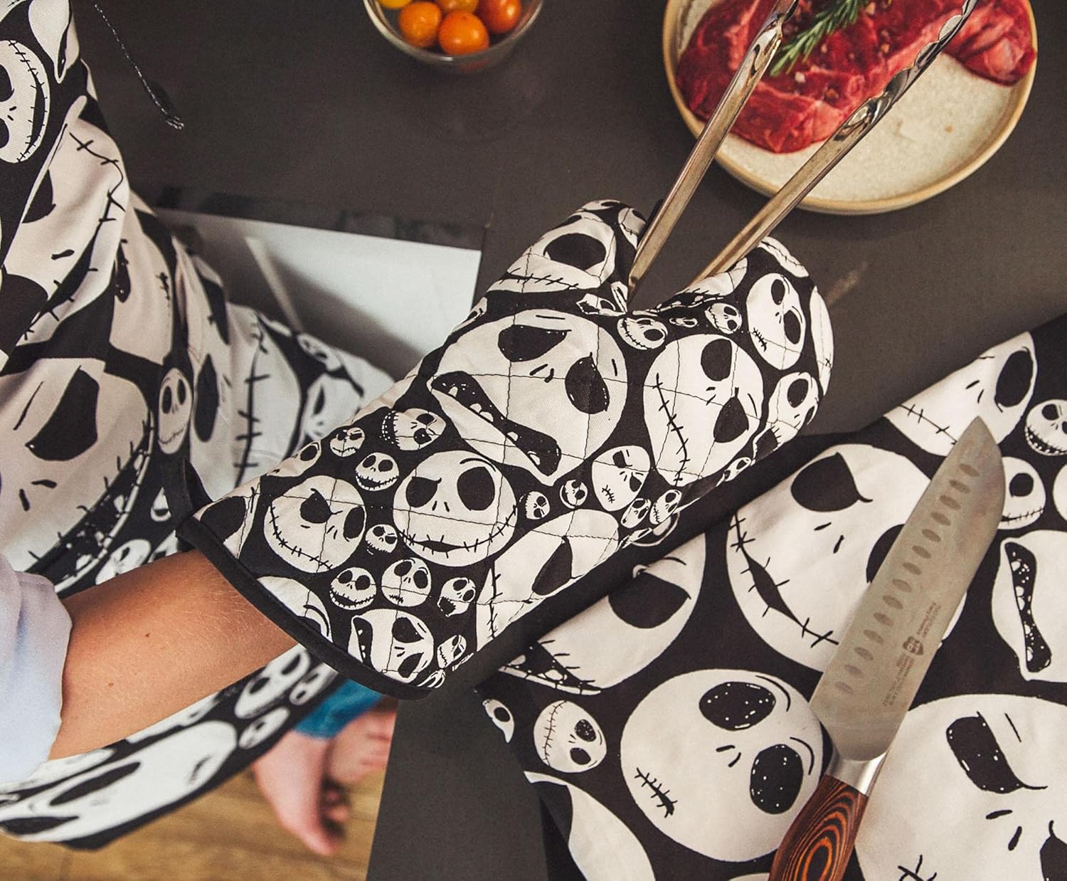 Spooky Halloween Poh G mortality black and white pot holder
