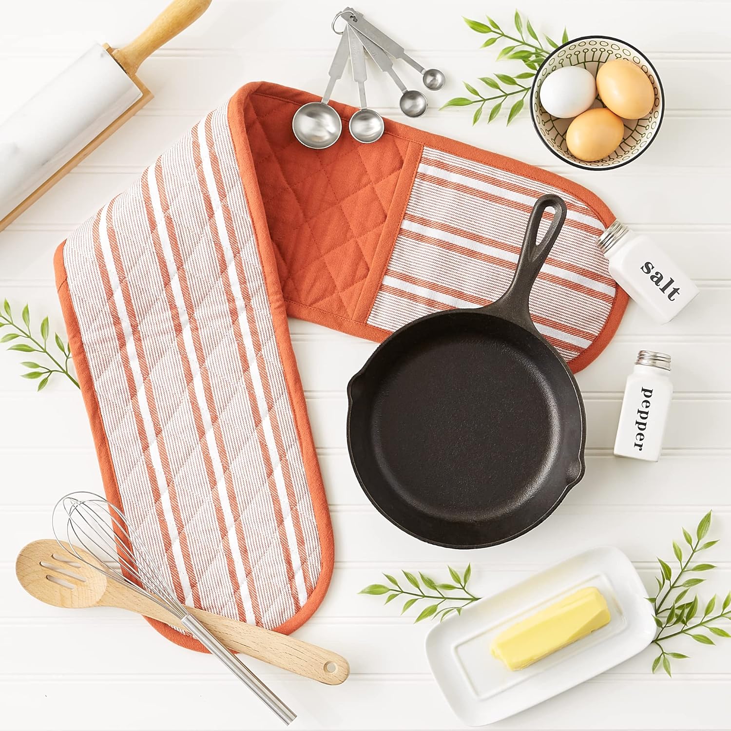 Perfect double oven mitt for oven kitchen use