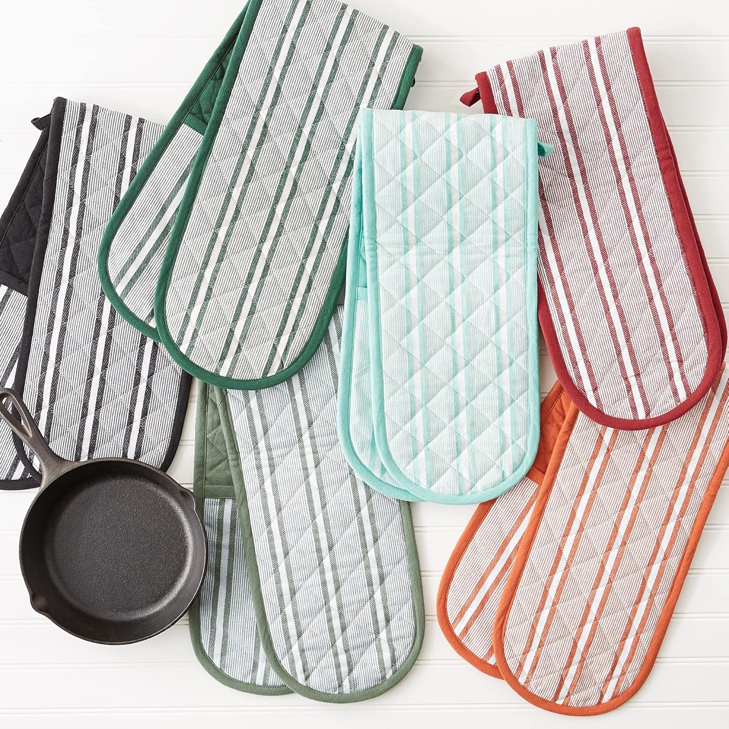 Perfect double oven mitt for oven kitchen use