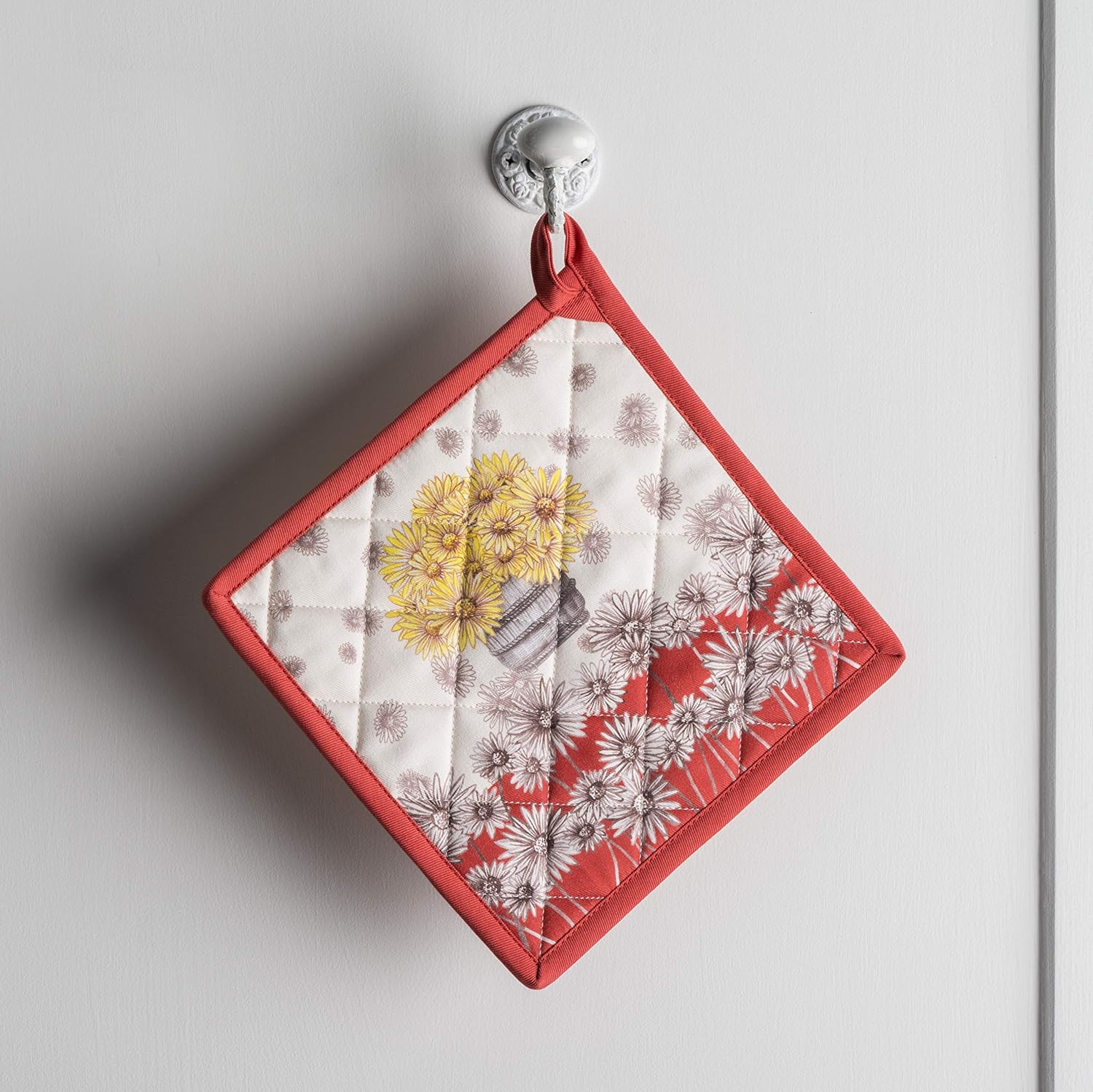 8x8 Heat-Resistant Cotton Potholder with Loop for Kitchen Use