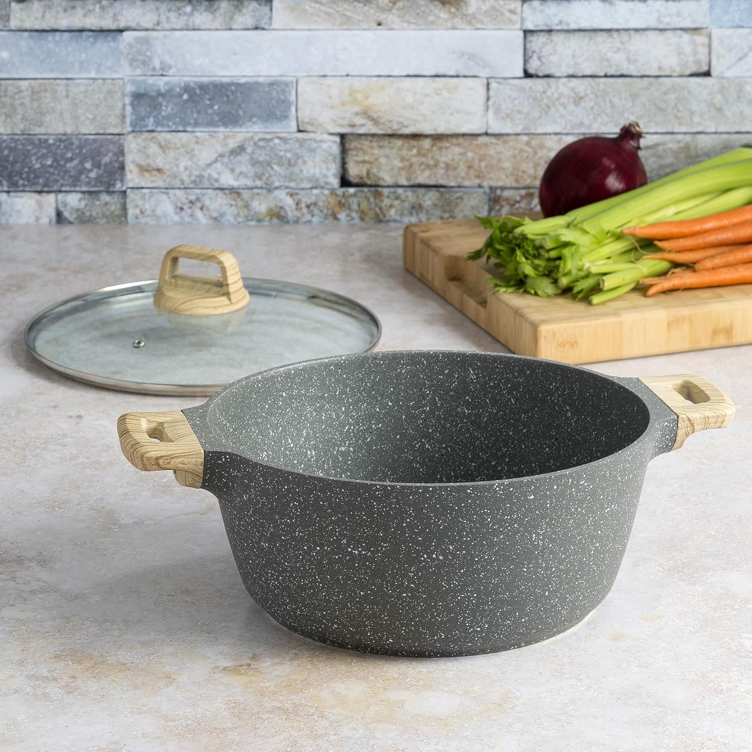Ecolution Farmhouse Cast Aluminum Dutch Oven - Durable Modern Design